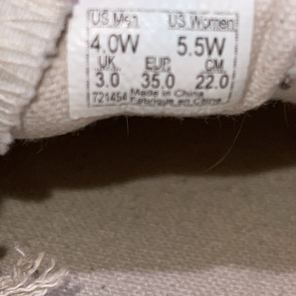 Slip On Vans - Picture 10 of 10